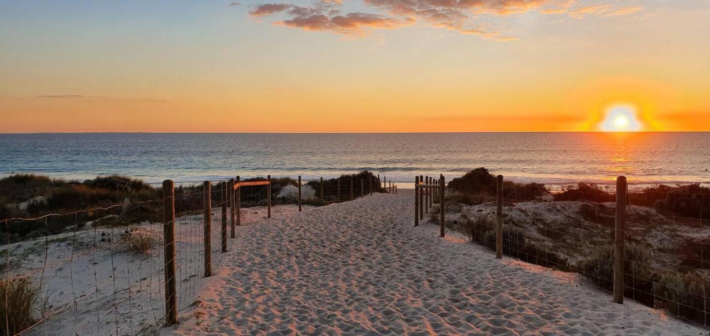 Sandcastles At The Beach Outstanding Location! パース エクステリア 写真